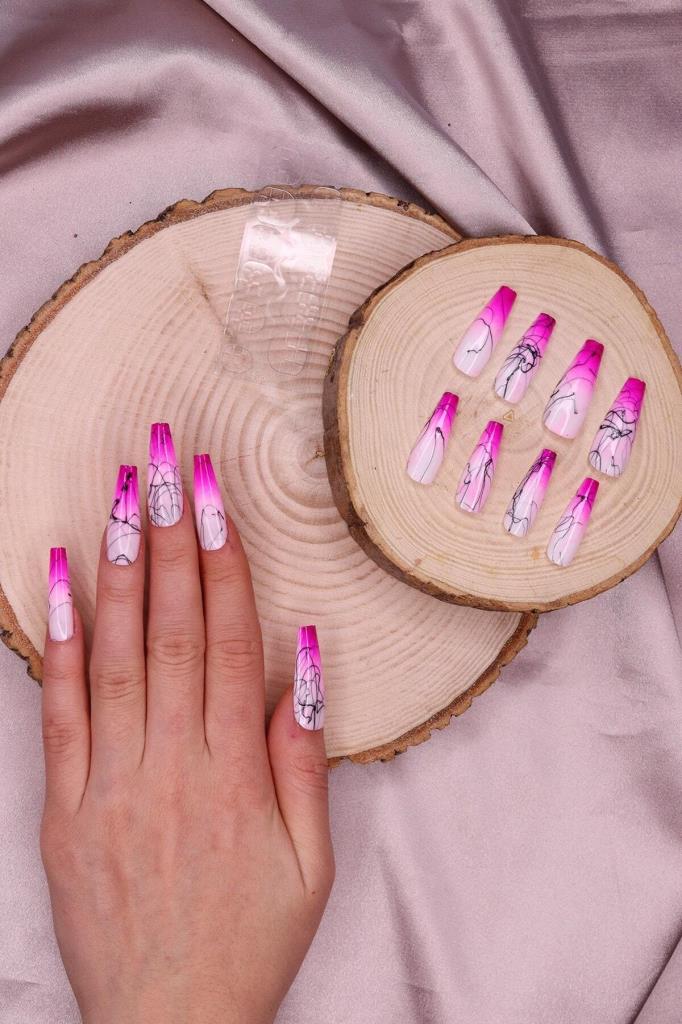 12'li Parlak Pembe + Beyaz + Siyah Çizgi Desen Takma Tırnak T51