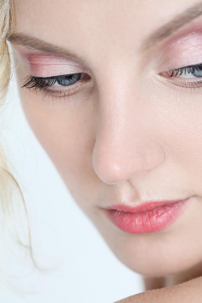 (KIRILABİLİR) 9'lu Rich Nude Sedefli Ve Mat Içerikli Far Paleti