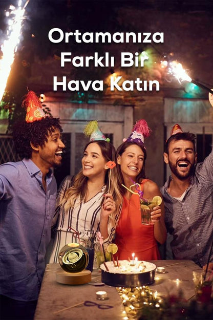 Ahşap Tabanlı Satürn Figürlü LED Işıklı Küre