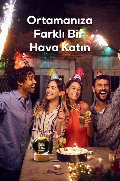 Ahşap Tabanlı Sevgili Figürlü LED Işıklı Küre